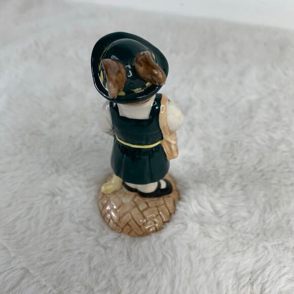 Royal Doulton Bunnykins “SchoolDays” Figurine DB-57 - Picture 6 of 7